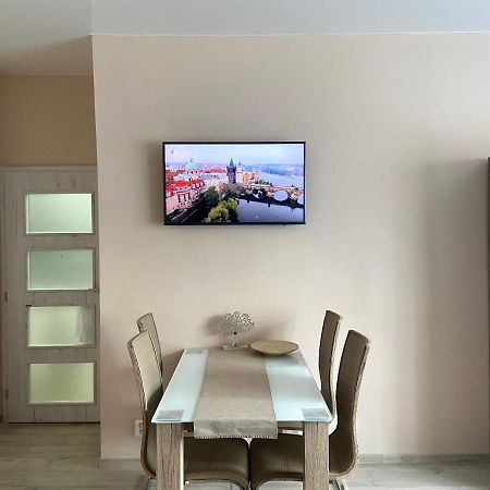 Lokal Apartment Prag Dış mekan fotoğraf